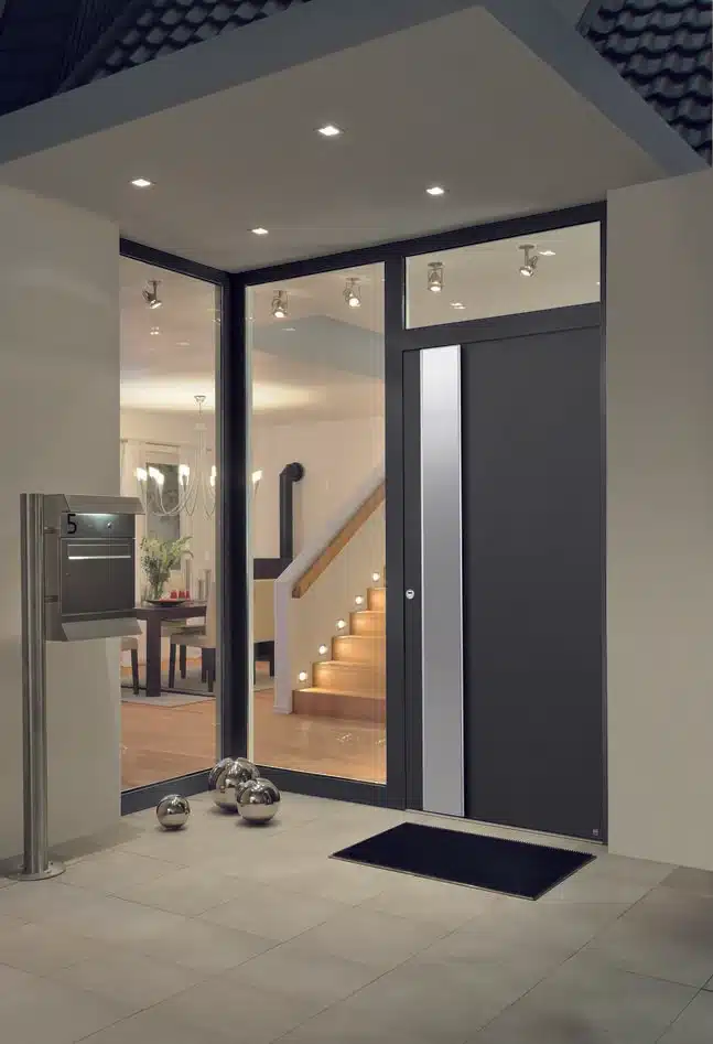 Porte d'entrée Hormann vitrée